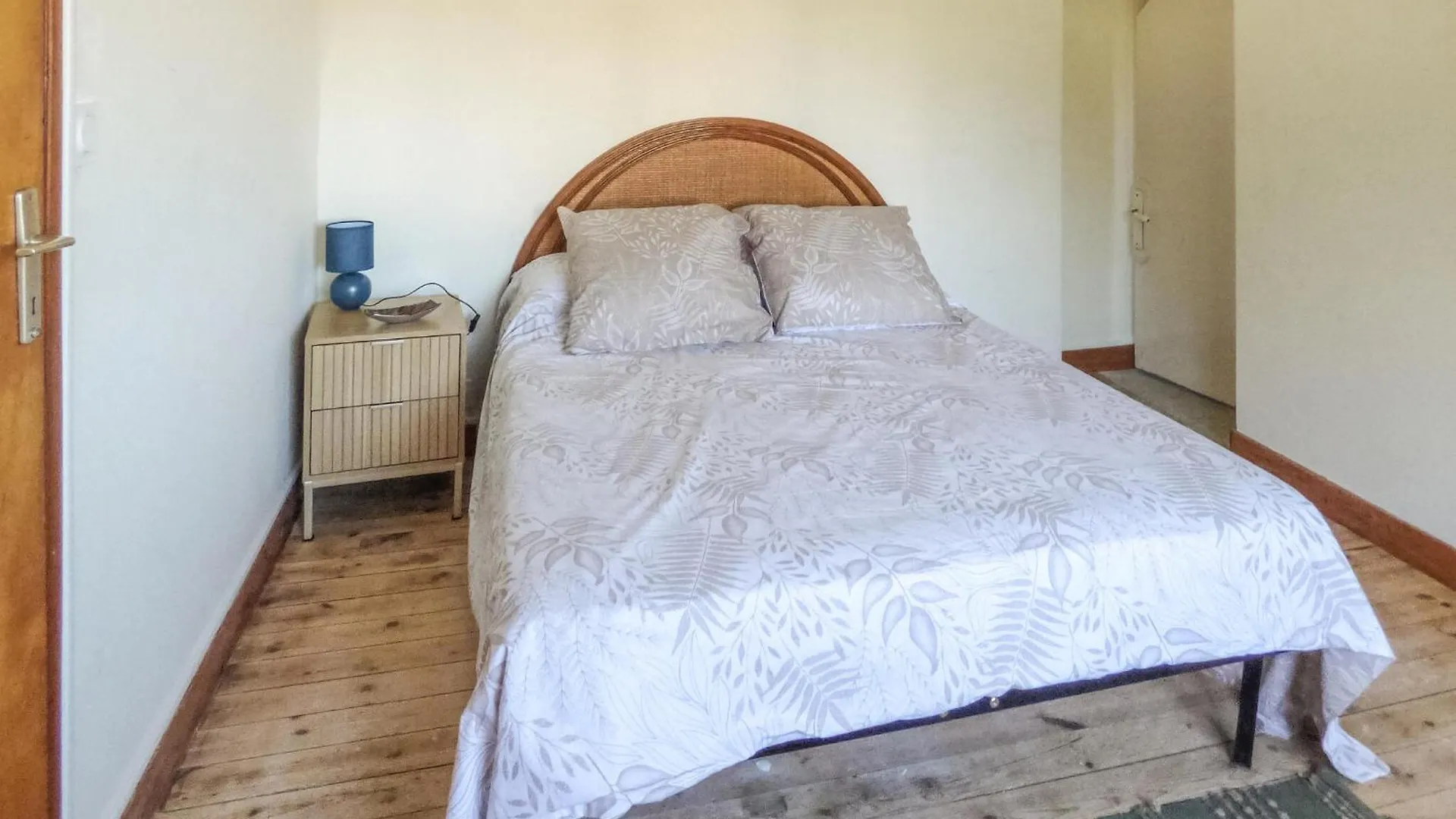 Holiday Home Pleubian Ef-1633 فرنسا